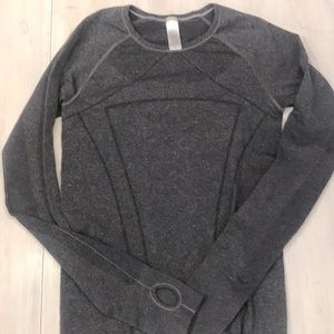 Ivivva long sleeve grey T